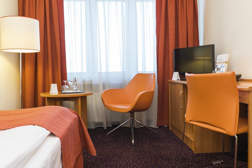 Hotel Beskid Nowy Sącz エクステリア 写真