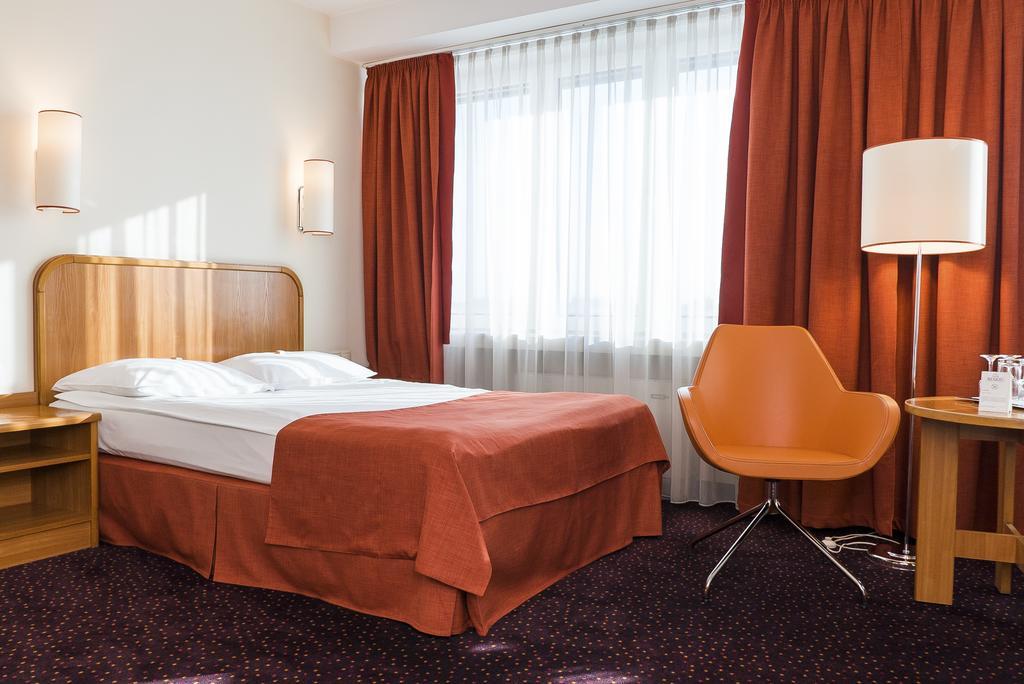 Hotel Beskid Nowy Sącz エクステリア 写真